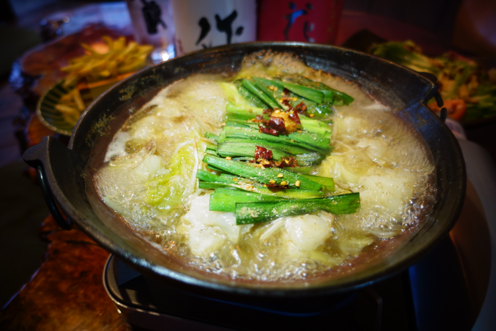 味のバリエーション豊富なもつ鍋が人気