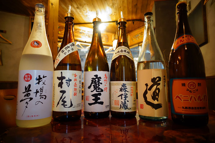 焼酎50種以上。料理に合う一杯が見つかる